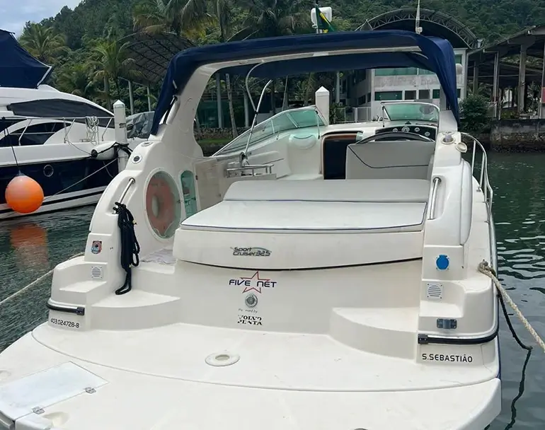 passeios-privados-lanchas-privadas-sofisticadas2
