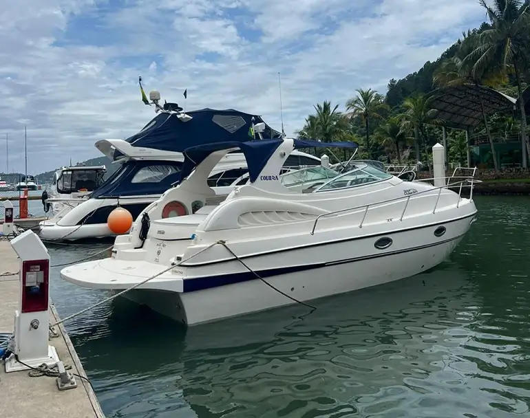 passeios-privados-lanchas-privadas-sofisticadas7