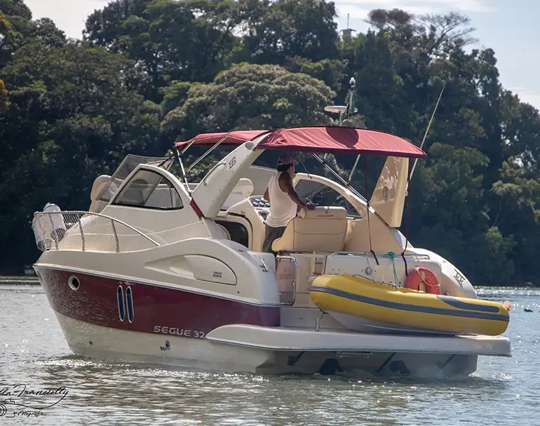passeios-privados-lanchas-privadas-sofisticadas8